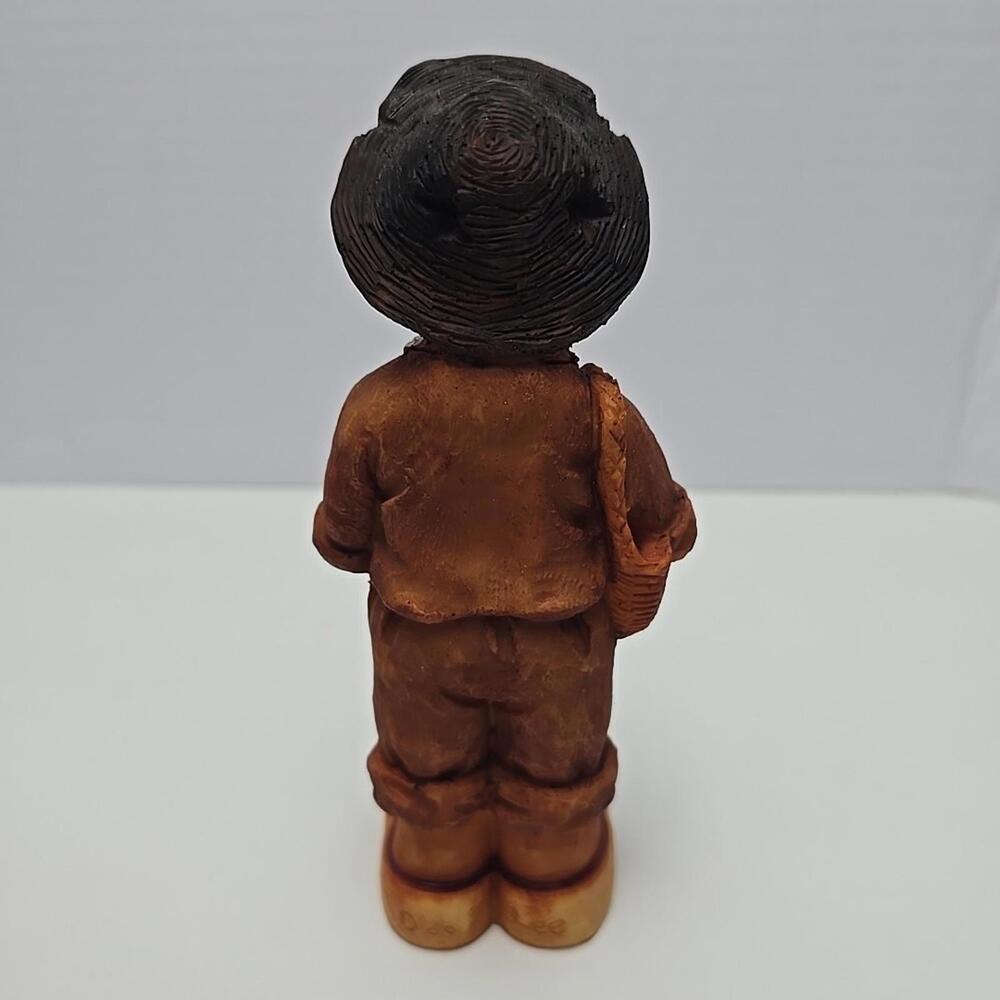 Lot of 2  Doo Lee Koreart man and woman with Basket Resin Figurines 6.5" - Picture 11 of 15